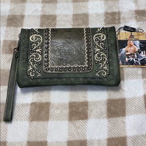NWT American Bling Crossbody Wristlet